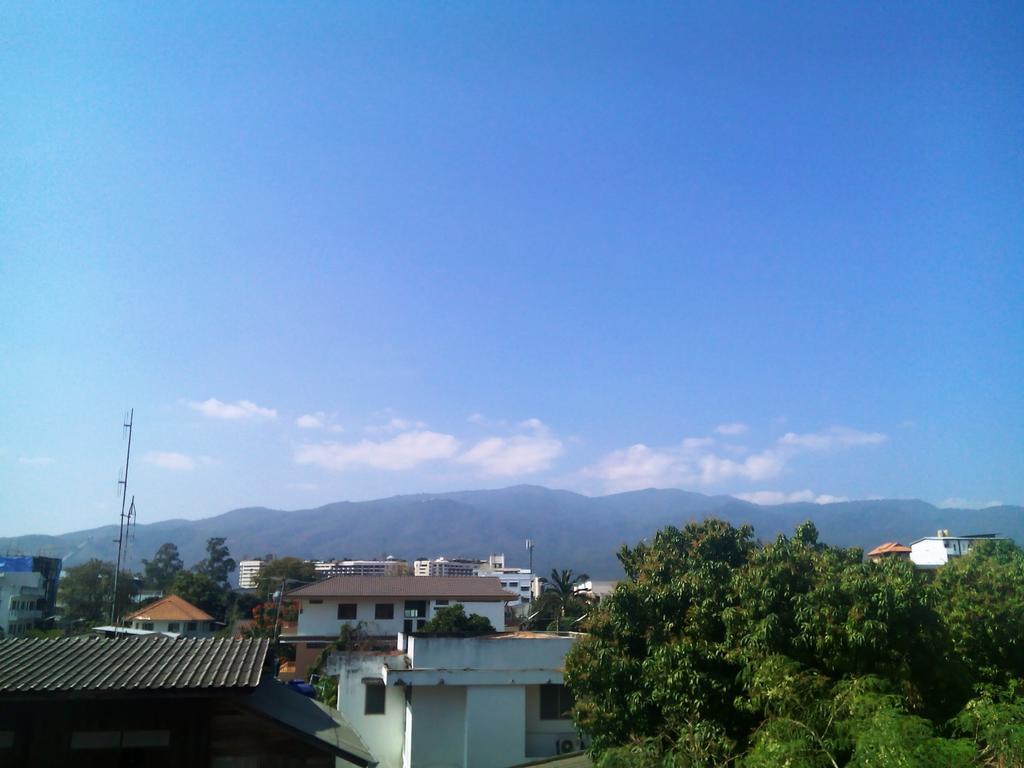 Hotel Plern Plern Bed&Bike Chiang Mai Exterior foto