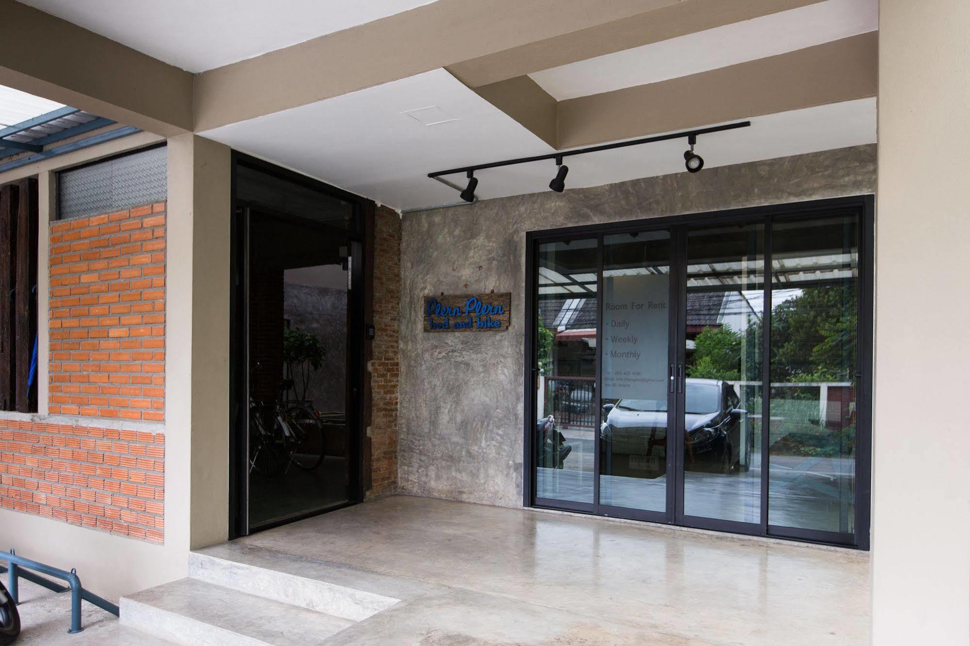 Hotel Plern Plern Bed&Bike Chiang Mai Exterior foto