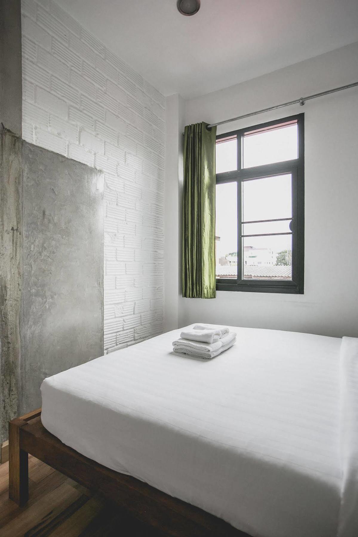 Hotel Plern Plern Bed&Bike Chiang Mai Exterior foto
