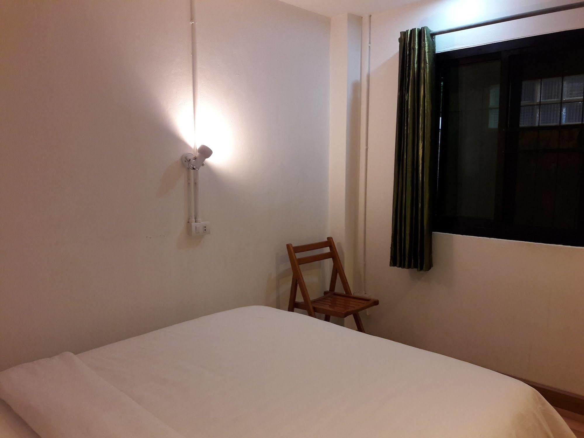 Hotel Plern Plern Bed&Bike Chiang Mai Exterior foto