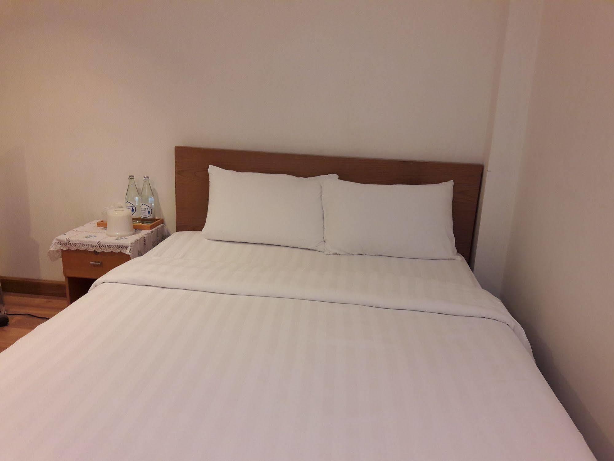 Hotel Plern Plern Bed&Bike Chiang Mai Exterior foto